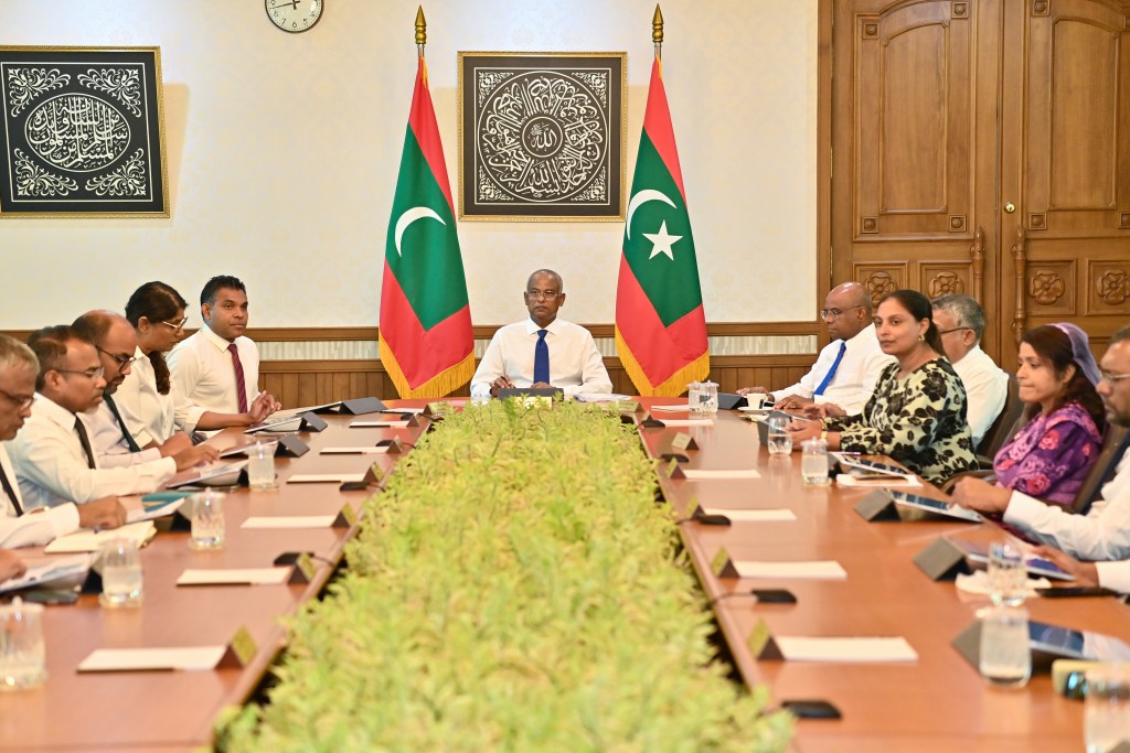 Aasaaree thaketheege amilla vanthakan rakkaatheri kurumaa gulhey muaahadhaa ehgai baiverivumah lafaa dheefi