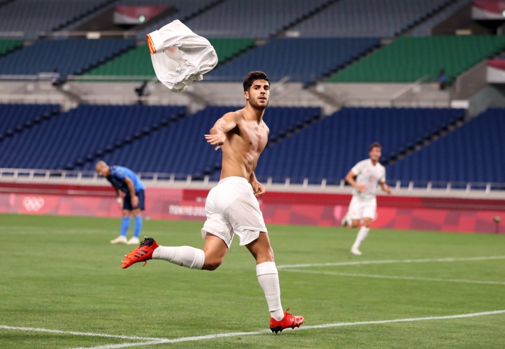 Ithuru vaguthugai Asensio jehi goal aa eku Spain final ah