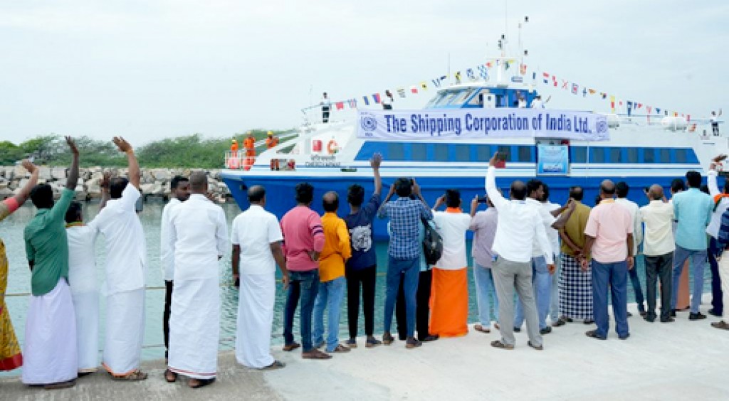 40 Aharah fahu India aai Srilanka aa dhemedhu ferry ge hidhumaiy fashaifi