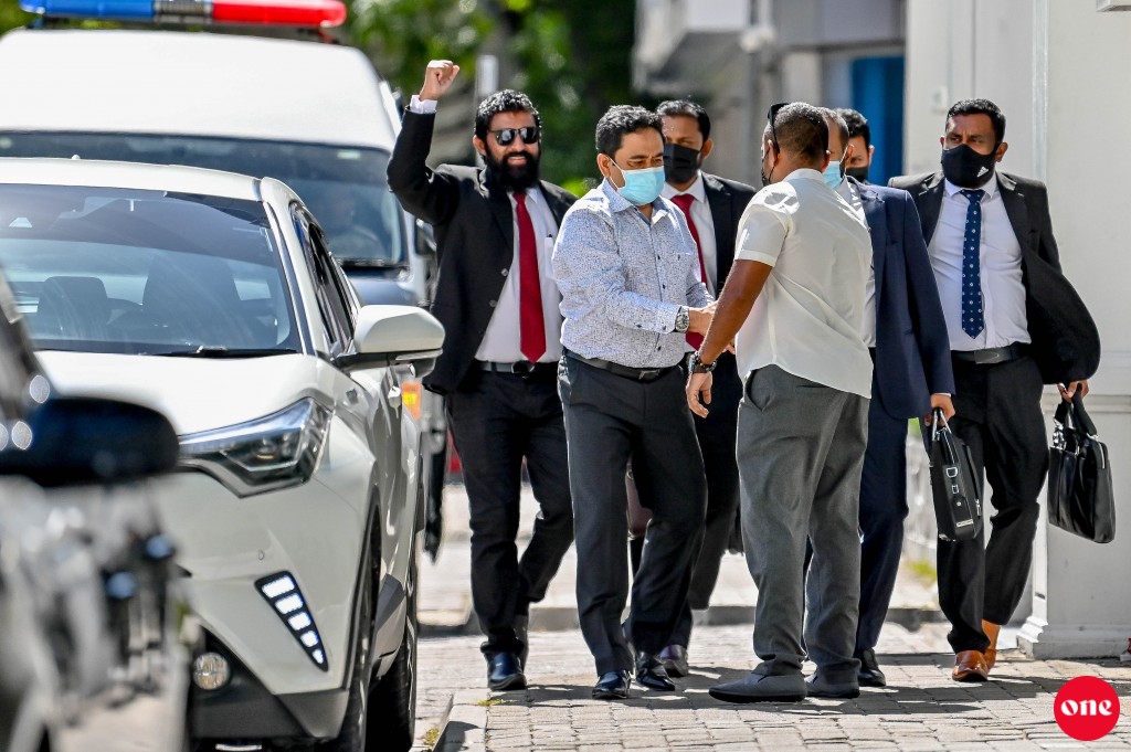Sifain Yameen ah  security foarukoh dheyn fashaifi