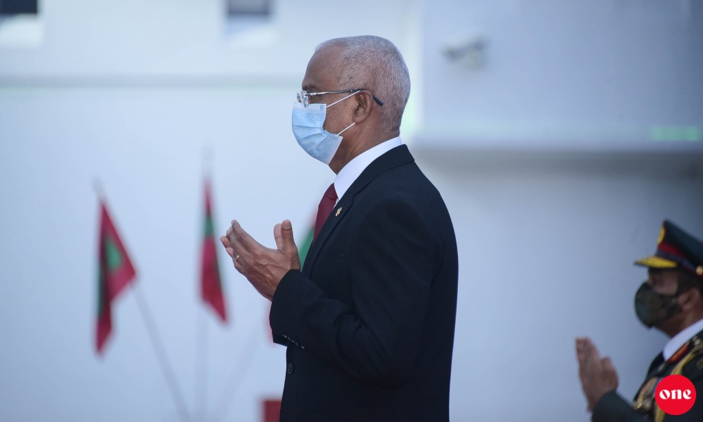#OnePhoto : 55 vana minivan dhuvahuge dhidha negumuge rasmiyyaathu