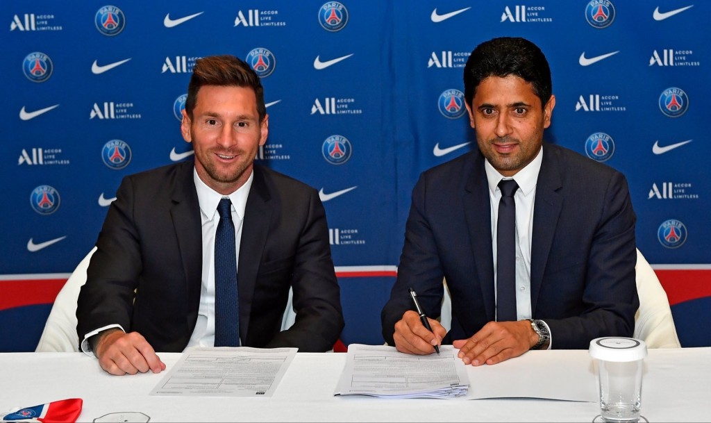 '' Messi akee dhuniyeyge 1 vana, miee football gaives thaareehee transfer eh''