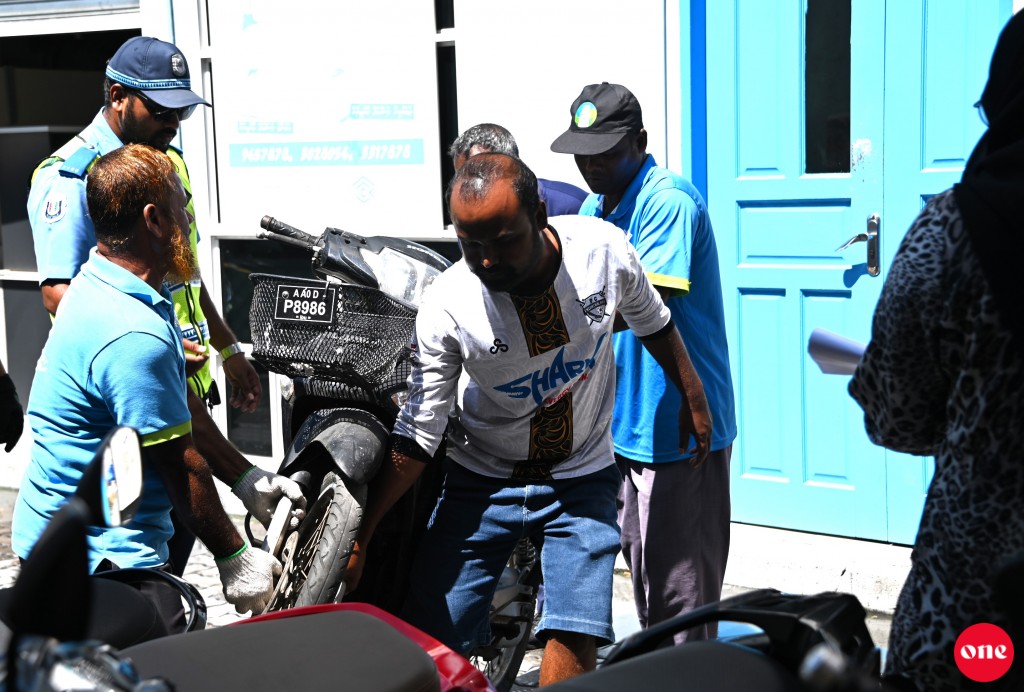 Magu thakugai huri baa vehicle thah nagan fashaifi