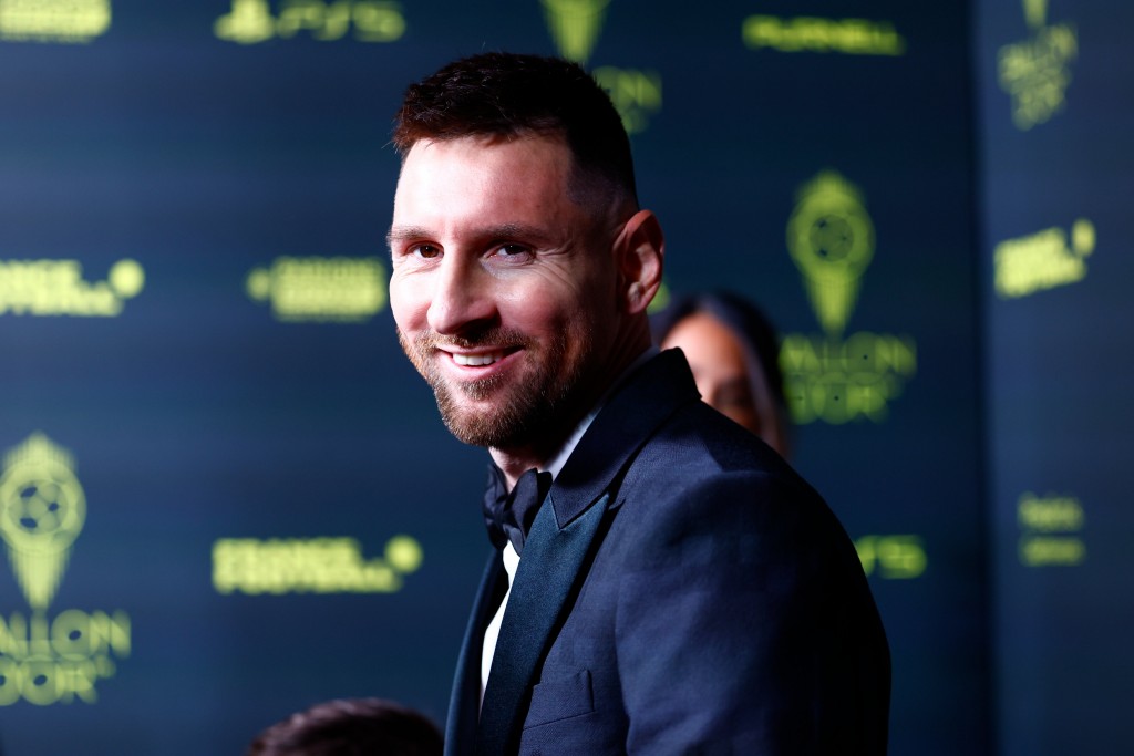 Thaareehu dhuyy emme molhu kulhuntheriyaa Messi, 8 vana  Ballon d'Or hoadhaifi