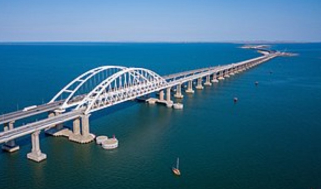 Adhuge dhuniye: Gohvvailevunu Kerch Bridge akee Russia ah kihai muhinmu bridge eh?