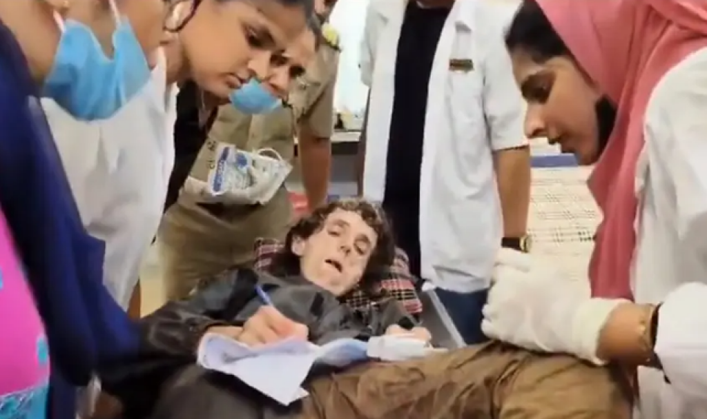 India gai cheynu jahai bandhefai oiy America anhenaku  fenihjje