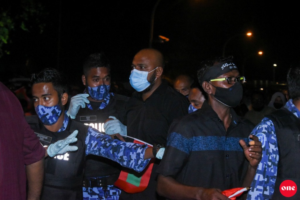 BREAKING: Idhikolhu Coalition ge Jalsaage therein Sujau fuluhunge belumuge dhashah gengossfi