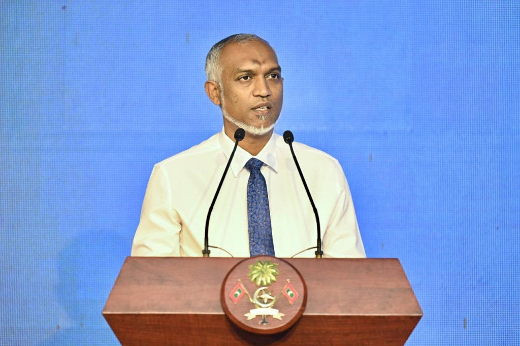 Raajje ah beyruge investment thah libeynee reethi sifathakun dhuniyeyge ithubaaru hoadhaigen: Raees