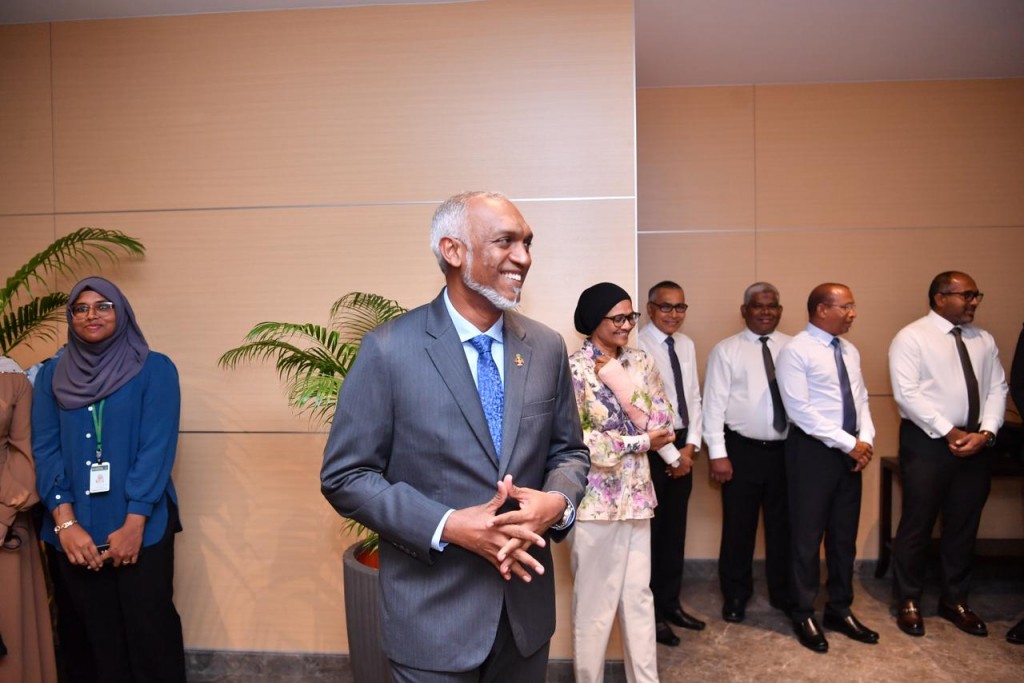 Raees ge UN dhathurufulhah haradhuvee 2.4 million rufiyaa: Raees Office