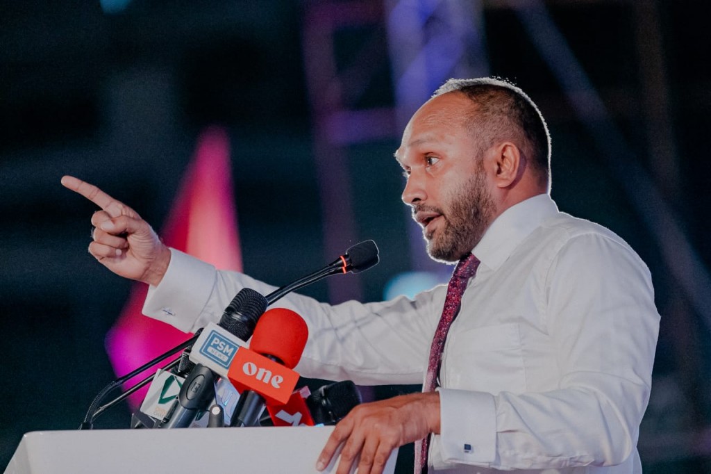 Riyaasee inthihaabeh beyhveynee Yameen himanaigen: Jameel