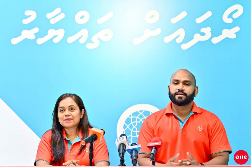 Roadha mahah haasakogen ''Roadha mahah thayyaaru'' ge namugai Dhiraagun haassa promotion eh