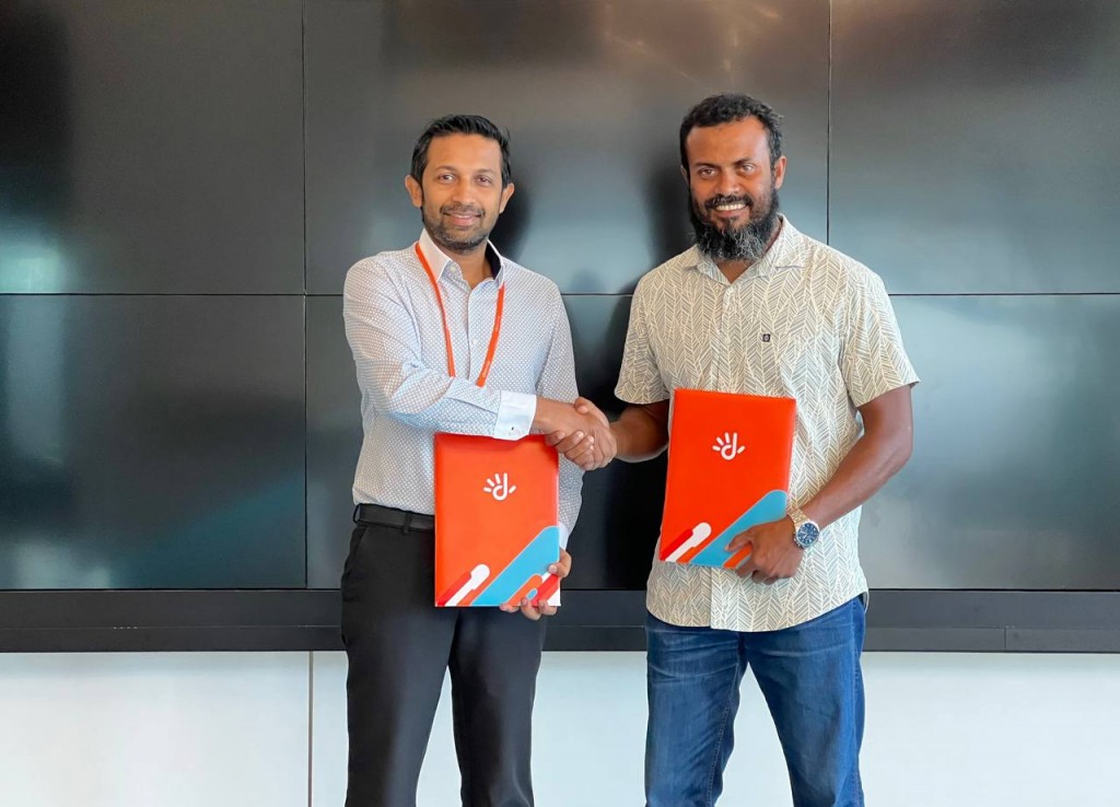 Asian Surfing Championship Maldives ge digital partner akah Dhiraagu