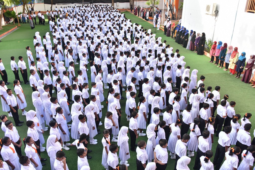Bully kurrun baarah kuriyah, baeh school thakun mi vaahaka dhakkan ves jehilun vey!