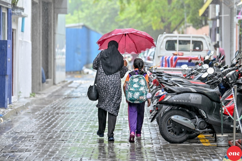 Keryge asaru kurinamaves miadhun feshigen moosun rangalhuvaane, kanduthahves maduvaane: MET office