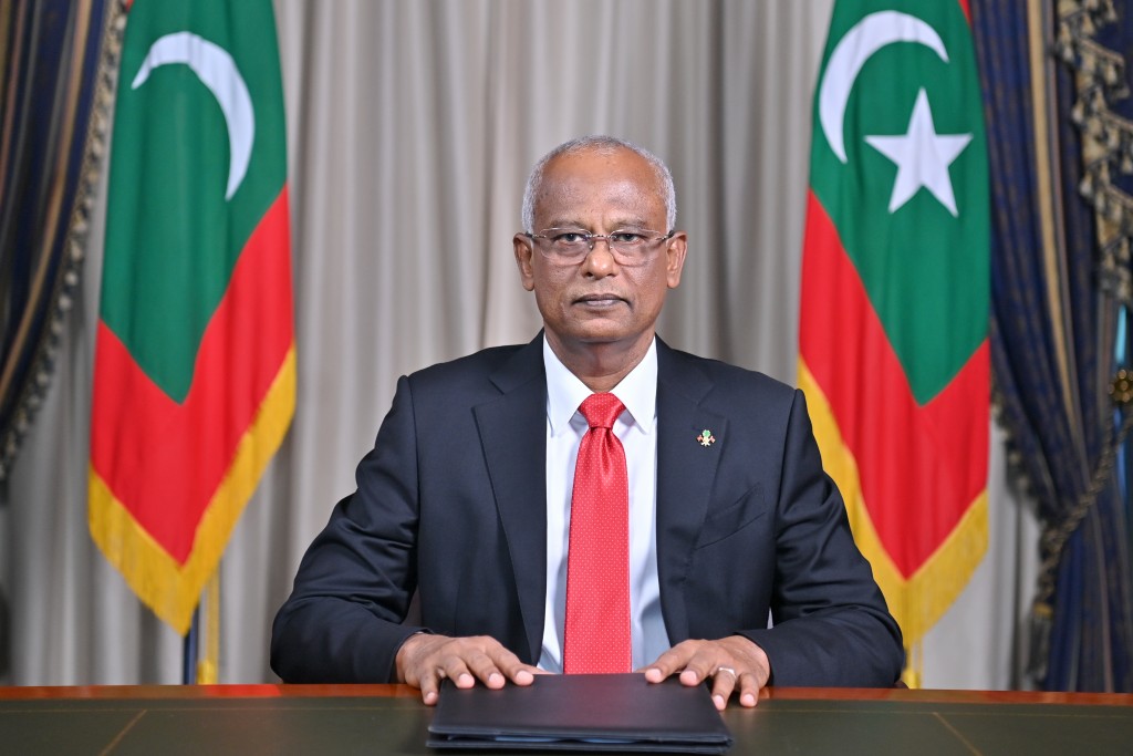 November 3 gai nasru libunee sarukaaraai rayyithun eh azumeh gai masakkaiy kurumun: Raees