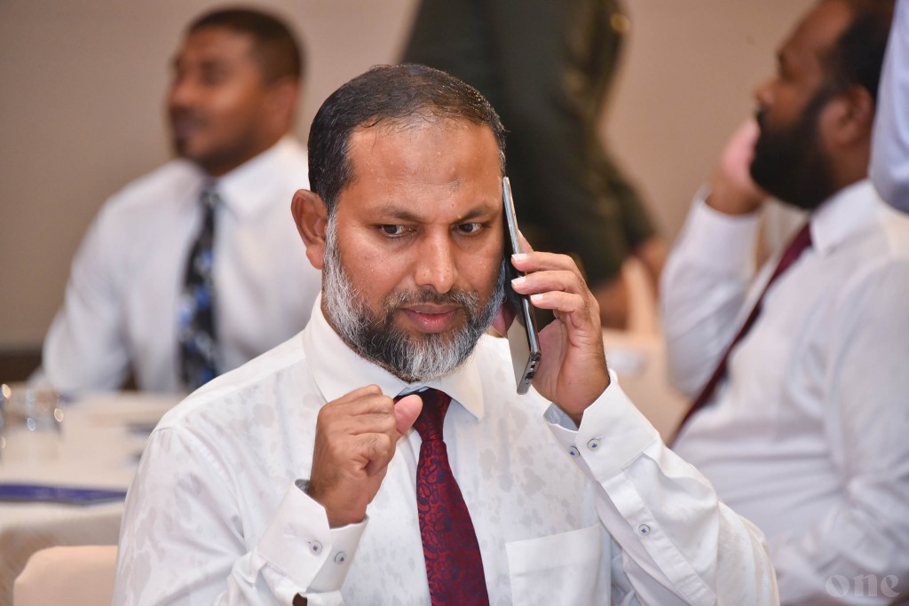 Raees Yameen ah vakeelunnaa bahdhalu nukurevigen ulhenee vakeelun ekan beynun nuvaathee: Imran