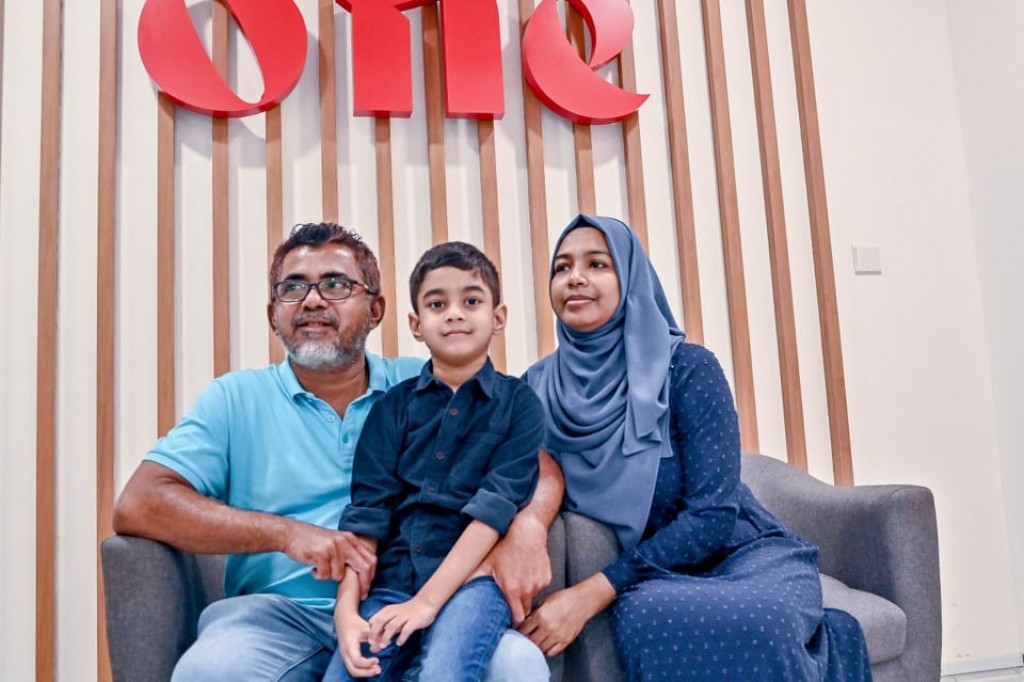 Autism akee bayyeh noon, aailaa aai mujuthamaun Yuaan ah bunaa basthakun manma aai bahppage hiy falhaigen dhey!