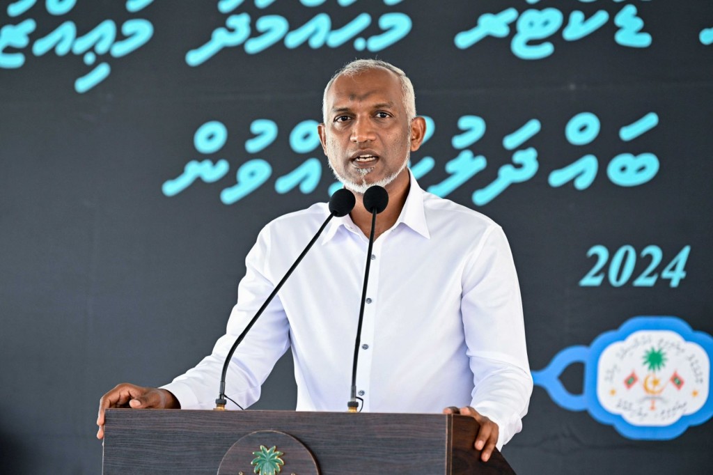 Shaheedhun ge dhuvahu Raees dhevvee kandun gellunu bai hoadhavaane kamuge yageenkan!