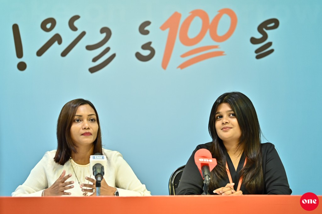 Dhiraagu prepaid customerunnah haassa 100Gb ge data pack thakeh!