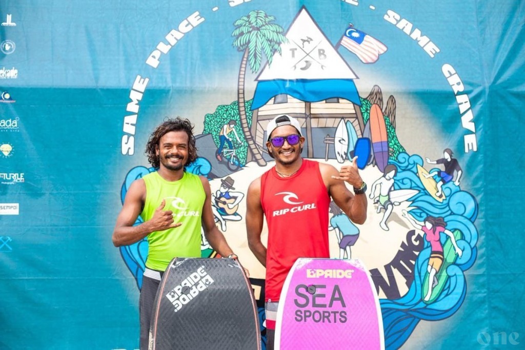Maldivian surfers take first and second place in Malaysia’s Rip Curl Surf Festival