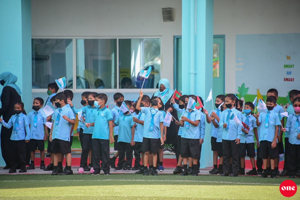 Male'ge school thakah dharivarun veddhumuge furusathu hulhuvaalaifi
