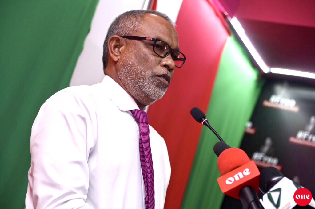 Idhikolhaa eku masahkaiy kurumah Raees Maumoon aai Qasim aai Imran ah dhauvathu dhee, nann note kurumah hulhuvaalanee