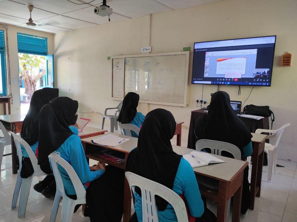 Coding dhaskohdheyn HDC in kuriahgendhaa programme gai baiverivaan hulhuvaalaifi