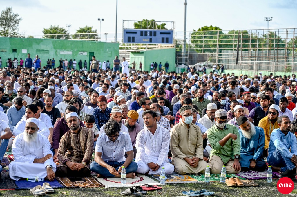 One Photo: Male' gai bodu jamaa'athugai kuri Eid namaadhu