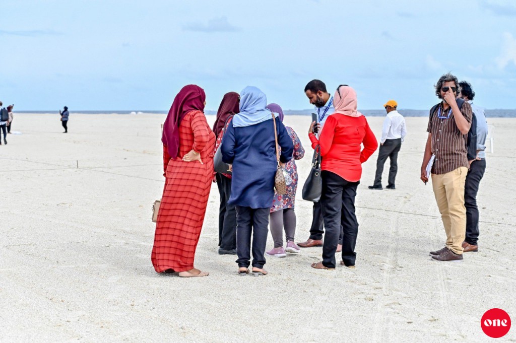 6500 ahvure gina goathi havaalu kohfin, 7700 flat ge masakkaiy dhanee kuriah: Raees