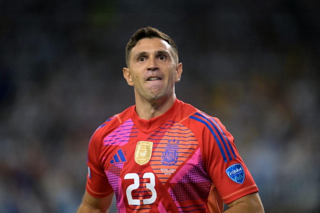 Martinez, Argentina ge 2 match ah suspend koffi
