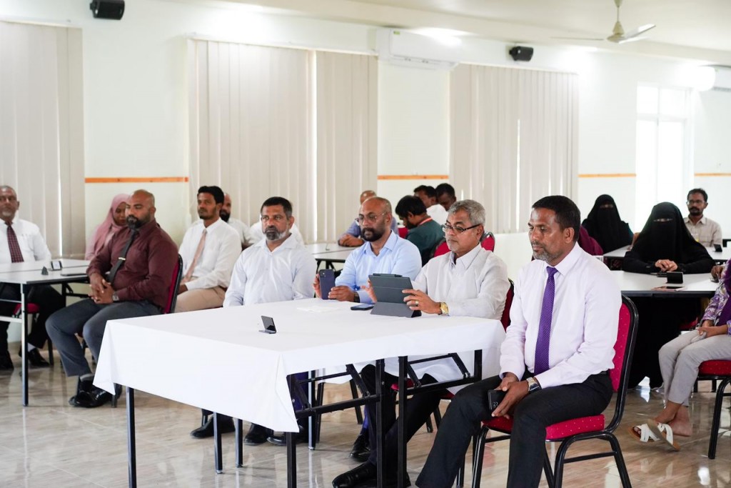 Endheri mashrooh ge dhashun 3 rashakah 6 million, 3 jamiyyaa akah 4.5 million rufiyaa dheefi