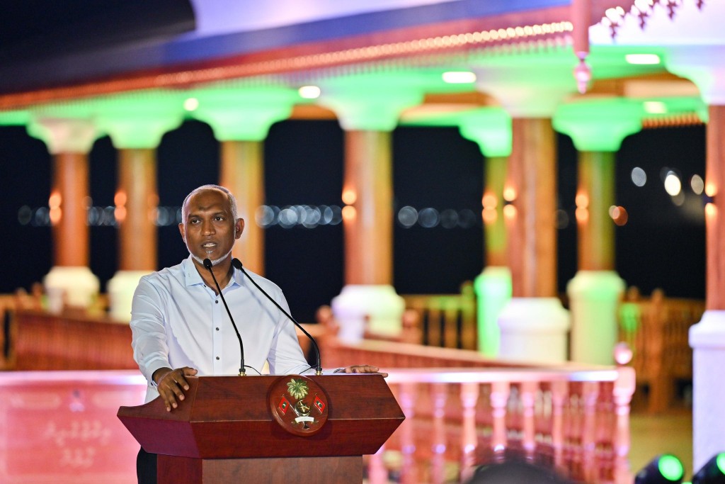 Raees ge naseyhaiy: Maazeegai hifahahttaigen kurierumeh neiy, hihsaafukoh dhaanvee kuriyah