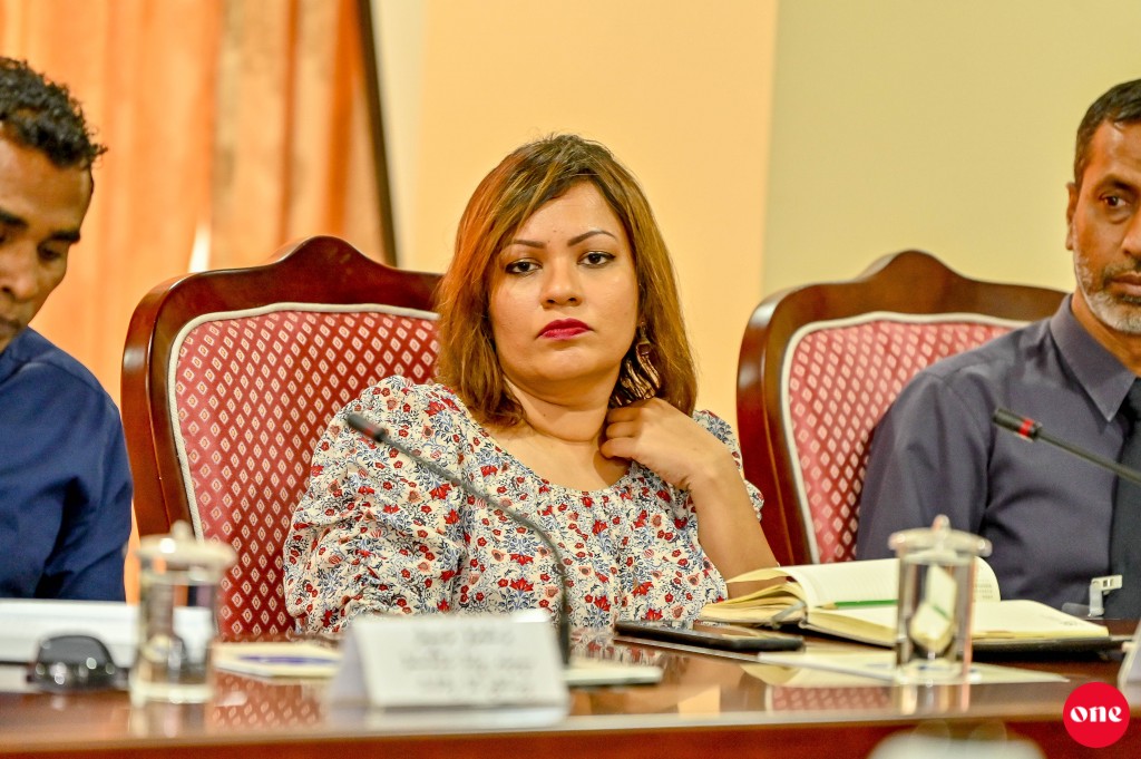 Anhenun committee thakuge bi-election thah aharaku eh faharu baavvan dhekolhu: Afshan