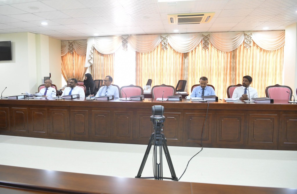 Raees Nasheed ah dhin hamalaage mulhi report hoadhan hushahelhi massalaige bahus sirru koffi