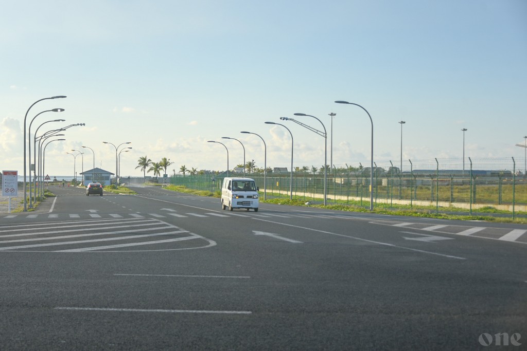 Highway gai Pickup akaai Saikaleh jehi accident eh, 2 meehunnah faruvaa dhenee