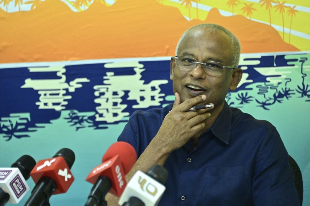 Mi dhaurugai huvadhoo atoll gai international airport eh gaaimu kuraanan: Raees