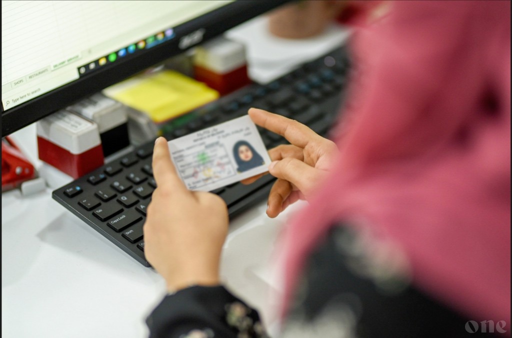 DNR ge backlog clear koffi, ID card 24 gadi iruge thereygai libeyne