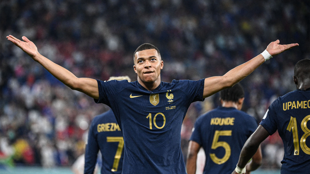 '' Dhuniyeygai mivaguthu huri emme molhu kulhuntheriyakee Mbappe kan final gai saabithu kohdheyne''