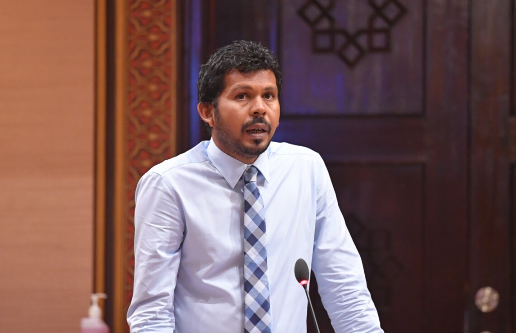 Chairperson kamuge inthihaabaa dhimaakoh meehun vazeefaain vaikuraa kamah bune Majlis ah hushahalhaifi