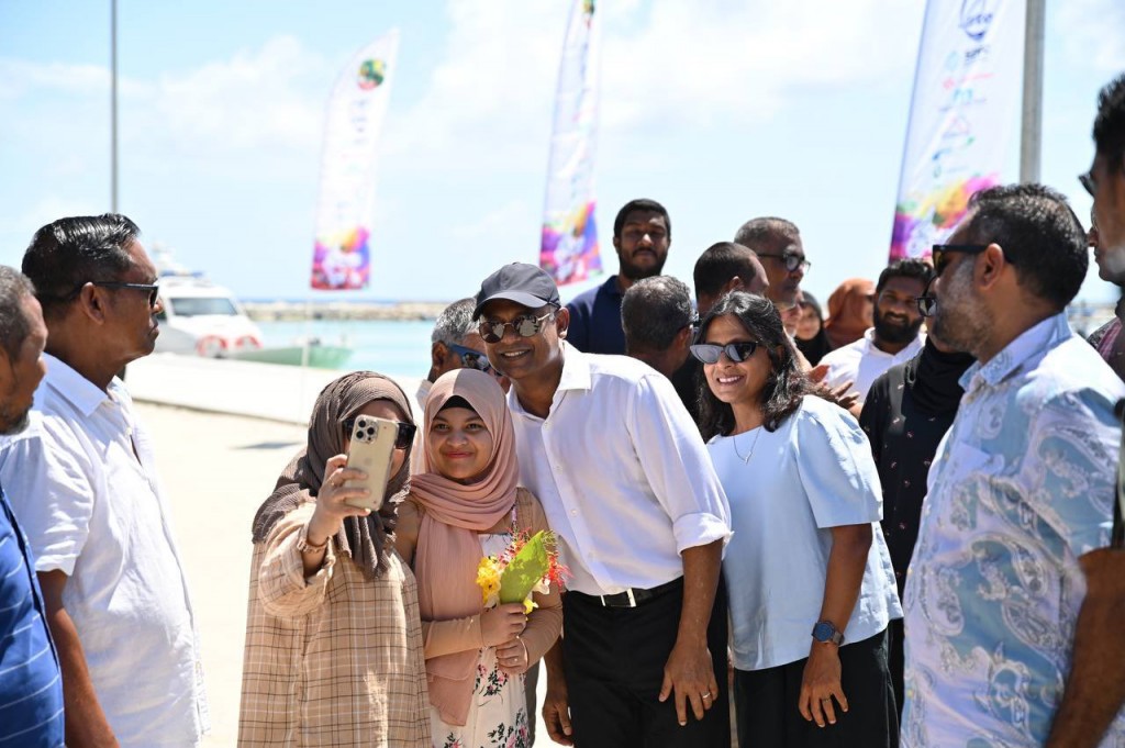 Eid ah Raees ge dhekan'balun Thoddoo ah