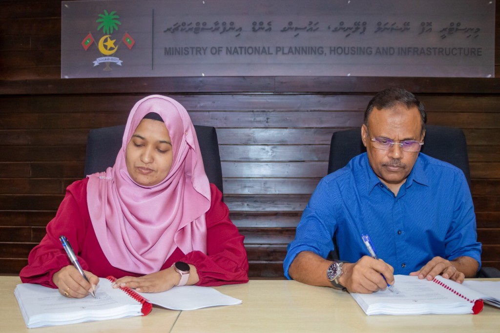 6 airport hadhan beynun vaa faisaa hoadhan ithuru kunfunyakaa havaalu kohfi