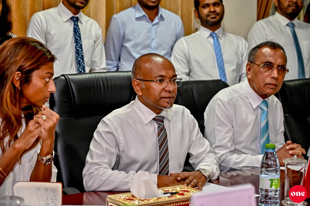 Democrats ge visnumakee Majileehuge hurihaa dhaairaa akah vaadha kurun, Primary february 17 gai