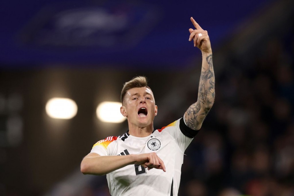 Kroos enburi ai match gai Germany in France balikoffi