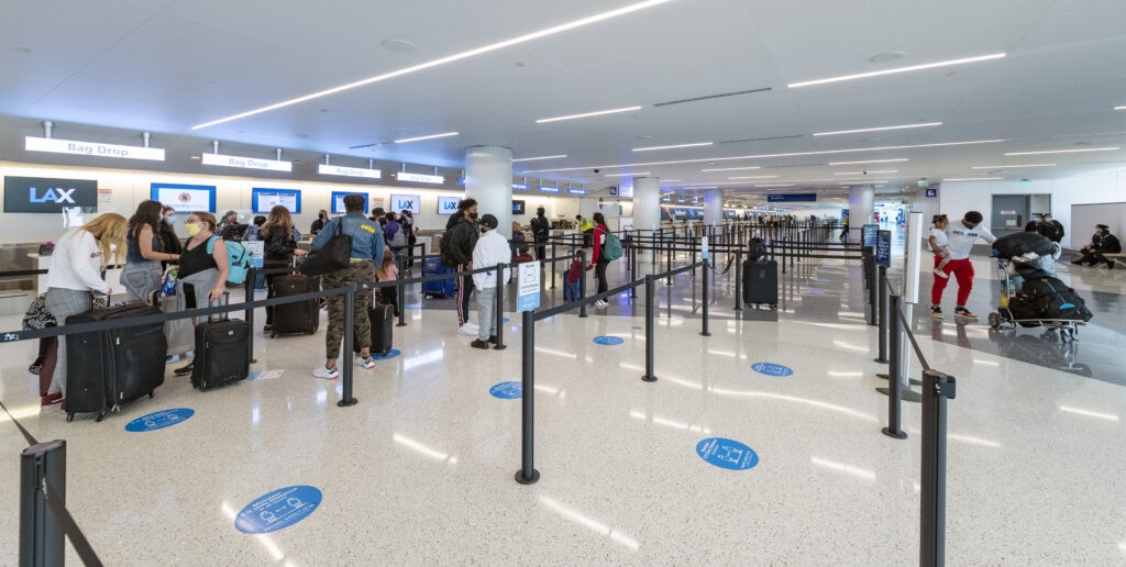 Goii neygey echeh feni Los Angeles International Airport  ge bodu baeh huskohffi
