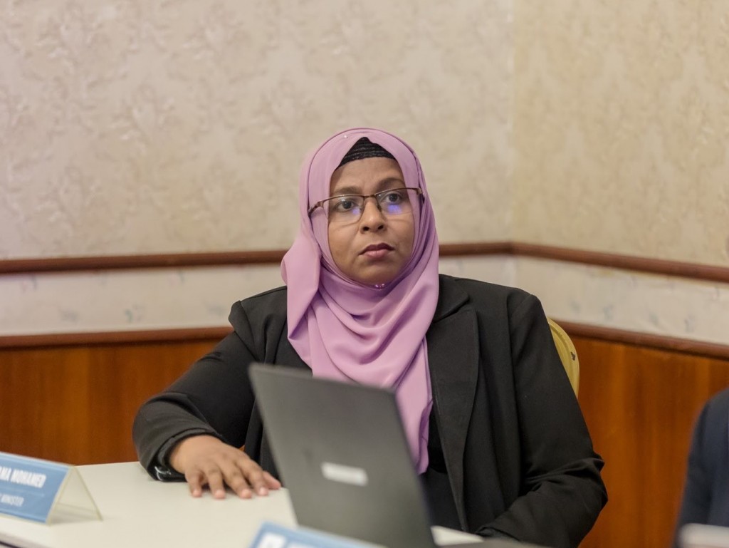 Ventilator gennan Shiyama ge soi forge kuri kamuge thuhumathu