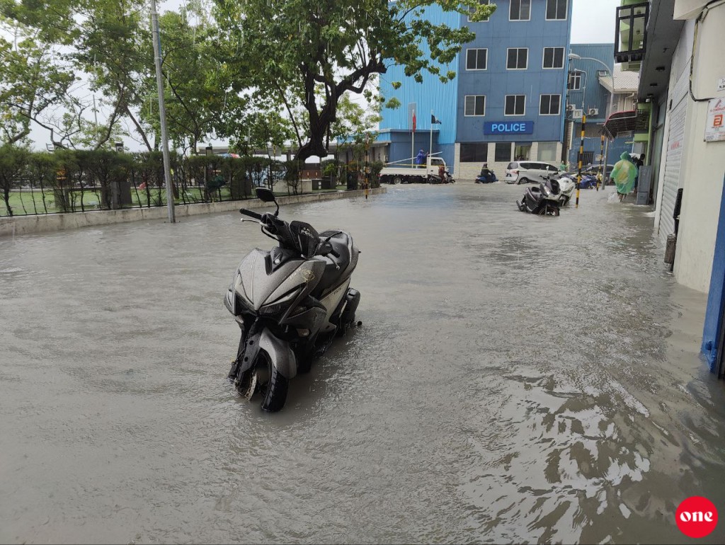 Male' gai fen boduvumun 4 furolhulee ulhan'dhu nudhuvvan ilthimaas kohfi