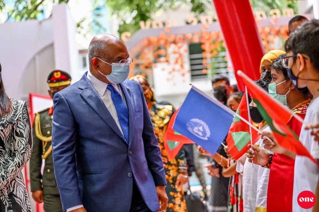 UN ge aanmu majilis ge Raees school kudhinnaa bahdhalu kurehvun