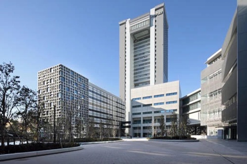Hammer attack leave at least 8 injured in Hosei University