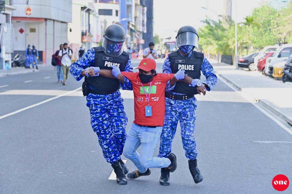 Ehvun nufeshenees 200 ehhaa meehun hayyaru koffi: Adhurey