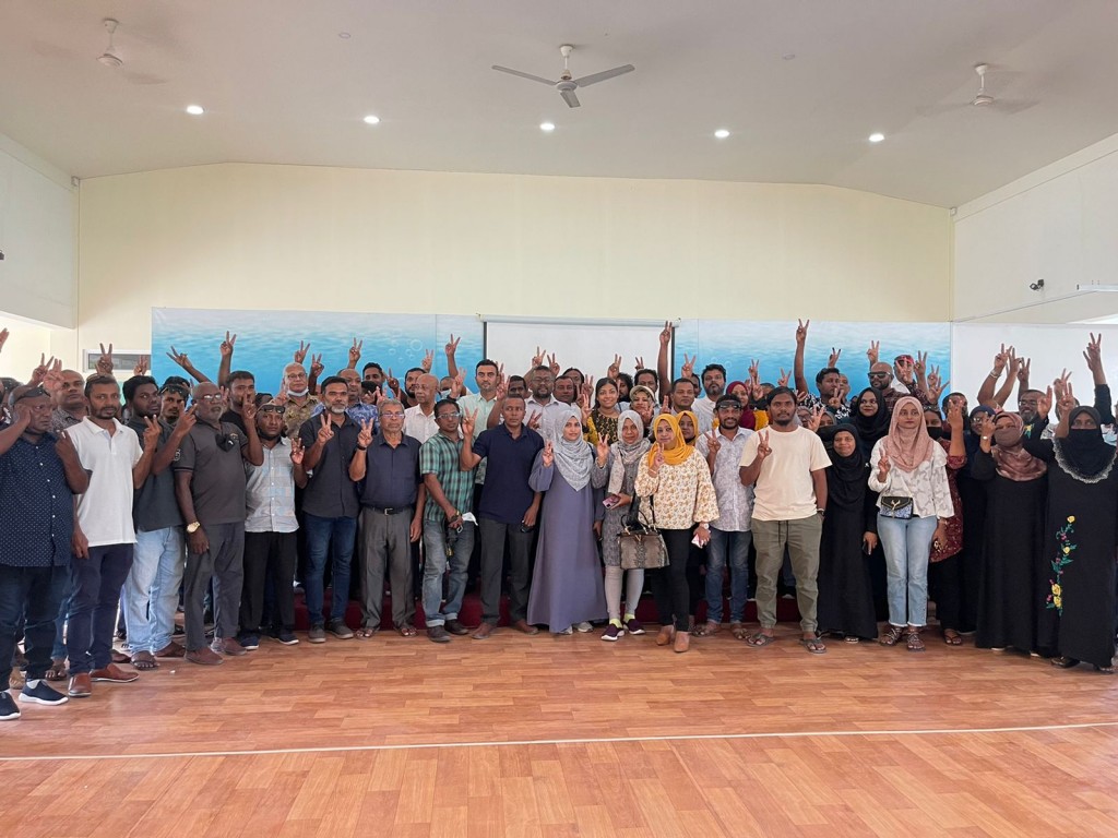Fayyaz ge campaign team ah Hulhumeedhoo inves bodu tharuheebeh